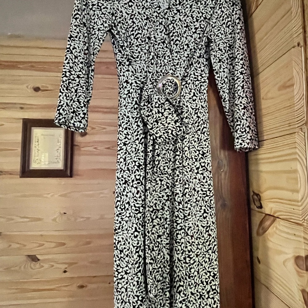 Chaps Black and White 3/4 Sleeve Sheath Dress